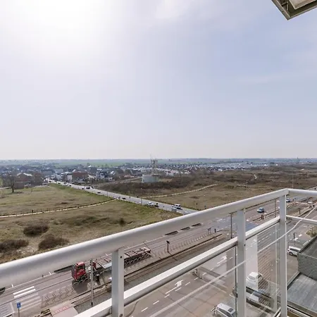 Cosy, Sunny And Completely Renovated Flat With Sun Terrace And Very Nice Open View