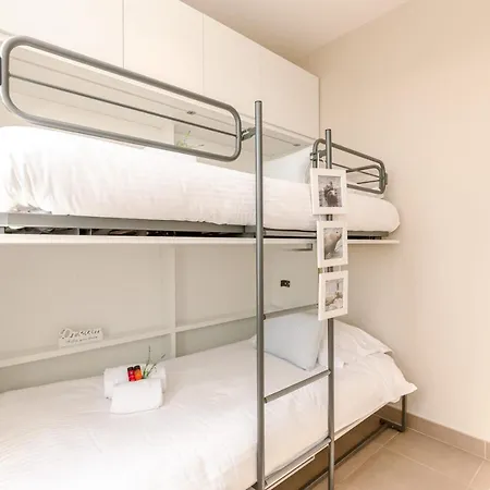 公寓 Cosy, Sunny And Completely Renovated Flat With Sun Terrace And Very Nice Open View